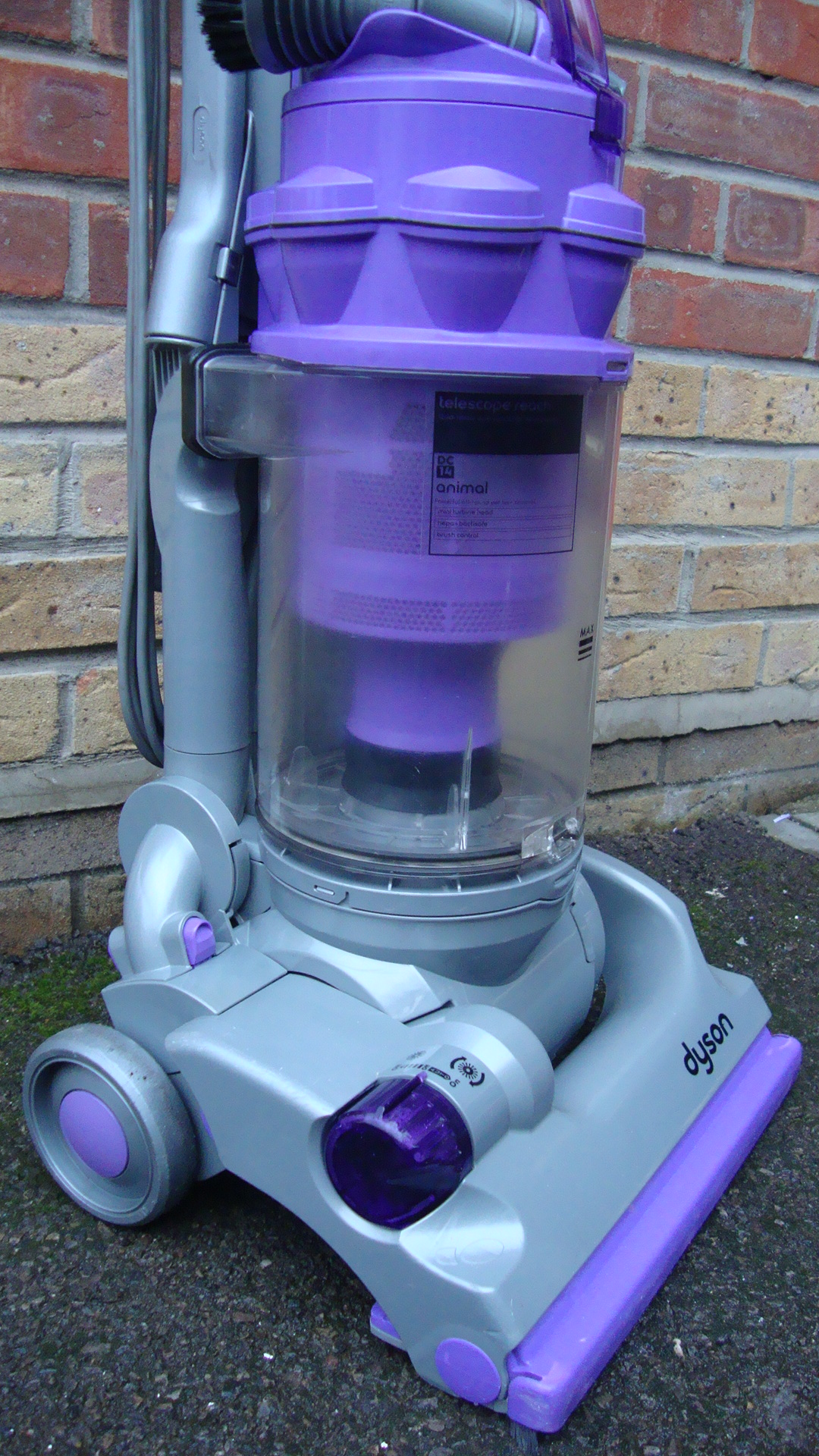 Dyson Vacuum Cleaner Servicing